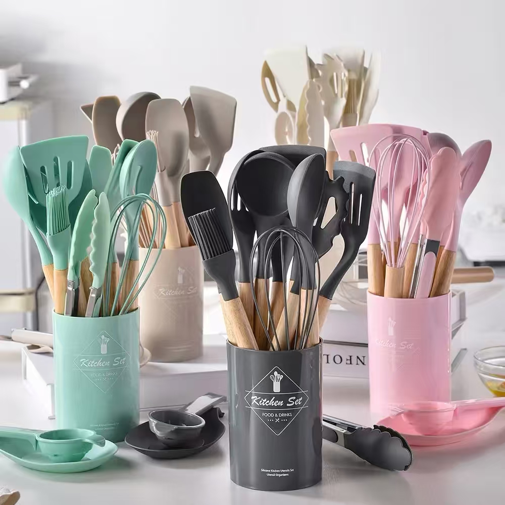 Kitchen Gadgets Under $10 - 12 szt. Zestaw naczyń kuchennych silikonowych